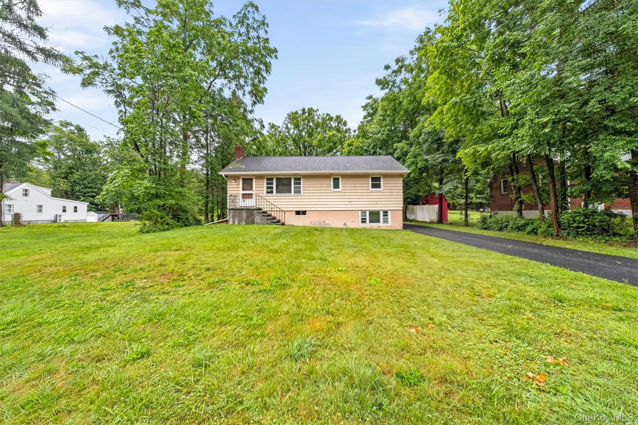 72 South Terrace Fishkill, NY 12524 - Photo 2 of 30