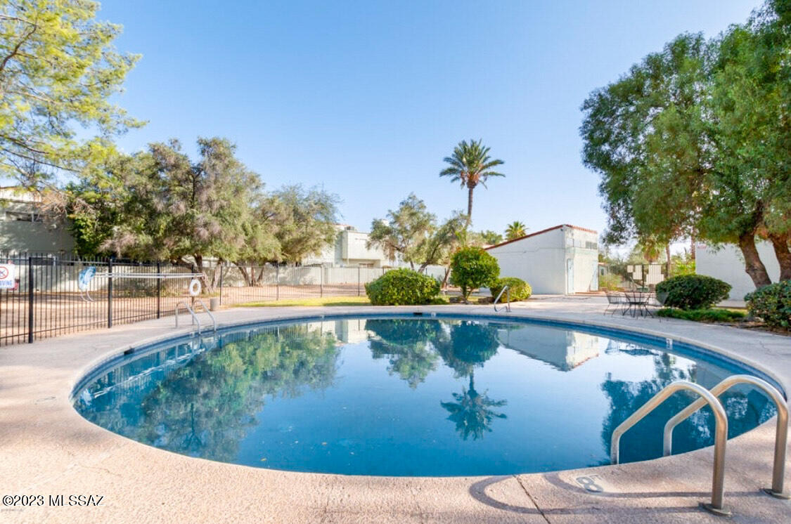 2745 West Anklam Road, Unit C Tucson, AZ 85745 - Photo 14 of 14 Gallery Image 14
