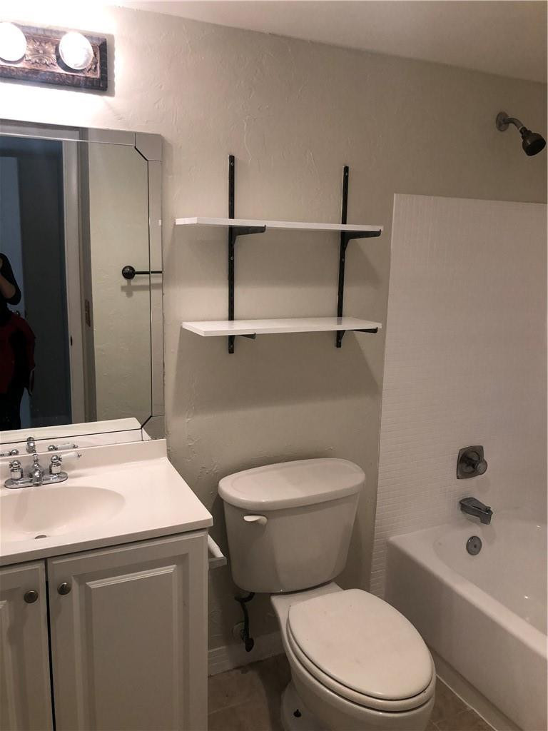 9374 Southwest 3rd Street, Unit 711 Boca Raton, FL 33428 - Photo 4 of 13 Photo 4