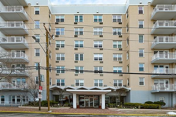 522 Shore Road, Unit 1D Long Beach, NY 11561 - Photo 1 of 1 View of apartment building