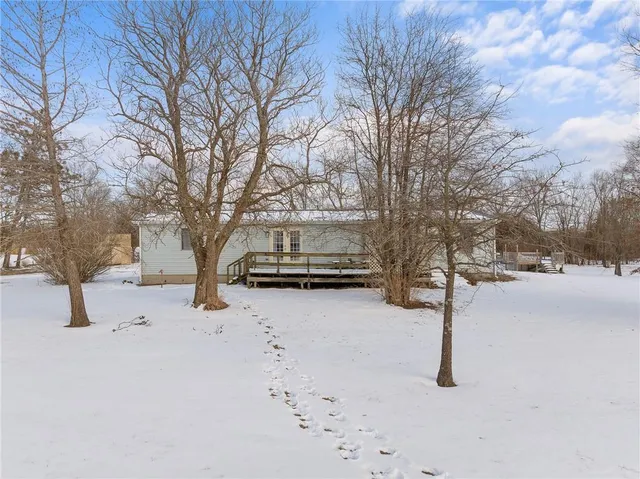 $325,000 | 4049 Montana Road, Ottawa, KS 66067