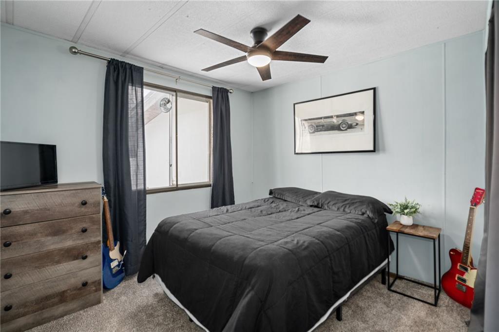 4049 Montana Road Ottawa, KS 66067 - Photo 18 of 41