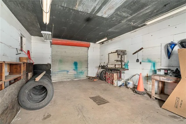 $325,000 | 4049 Montana Road, Ottawa, KS 66067