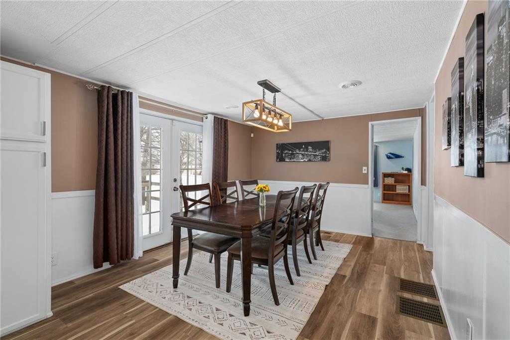 4049 Montana Road Ottawa, KS 66067 - Photo 8 of 41