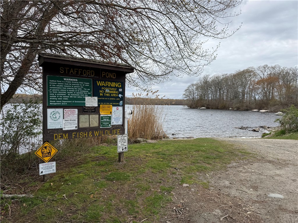 35 Glendale Road Tiverton, RI 02878 - Photo 47 of 47 5 minute walk, fishing, kayak,
