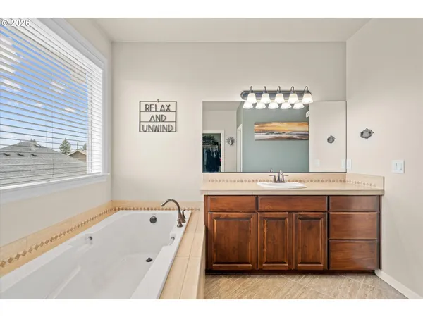 $580,000 | 14707 Sugarpine Street, Oregon City, OR 97045