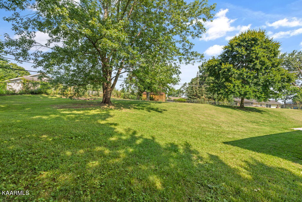 7701 Rymark Court Powell, TN 37849 - Photo 12 of 30 20-web-or-mls-Rmrk7701 (52)