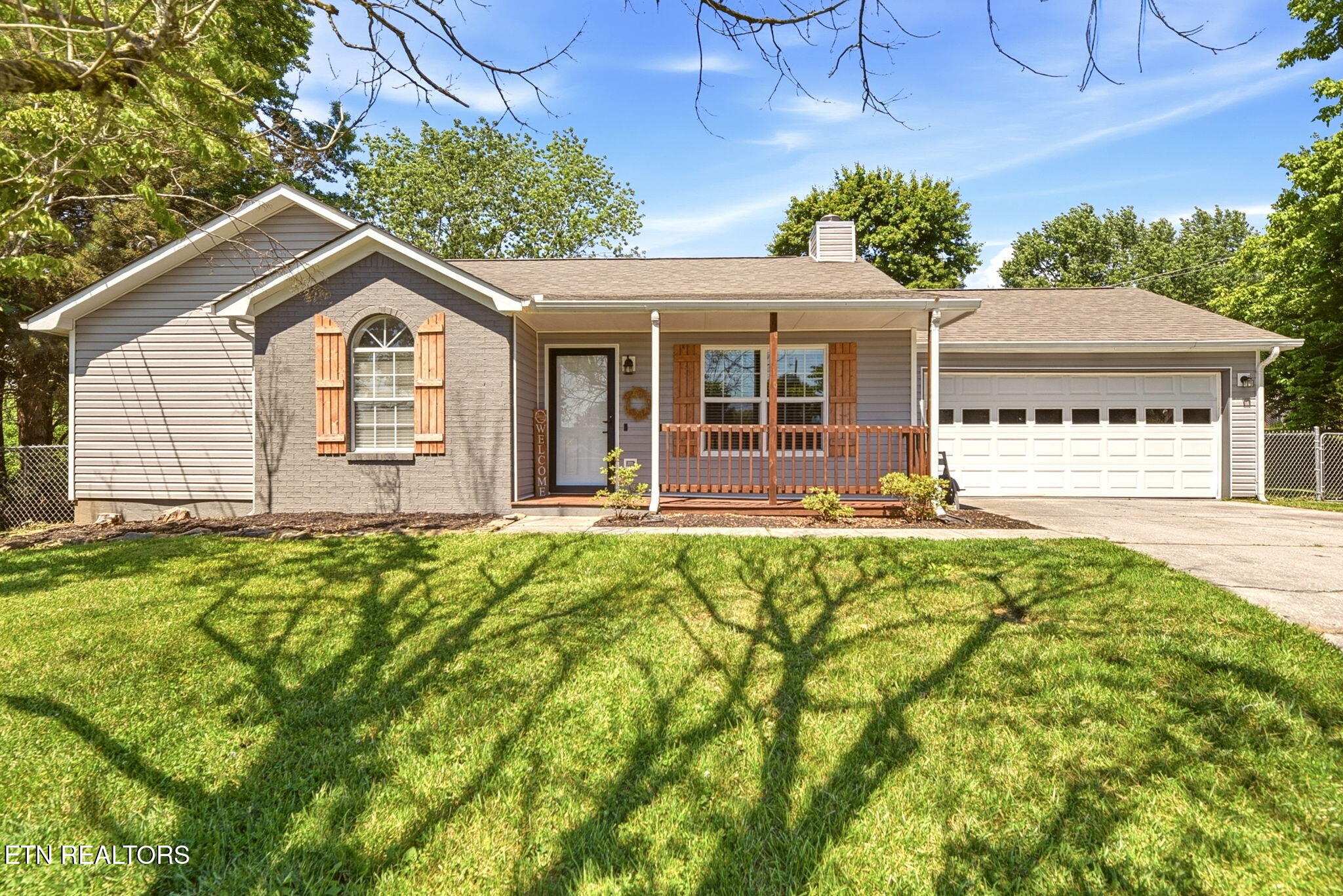 7701 Rymark Court Powell, TN 37849 - Photo 4 of 30 1-web-or-mls-DSC_8874