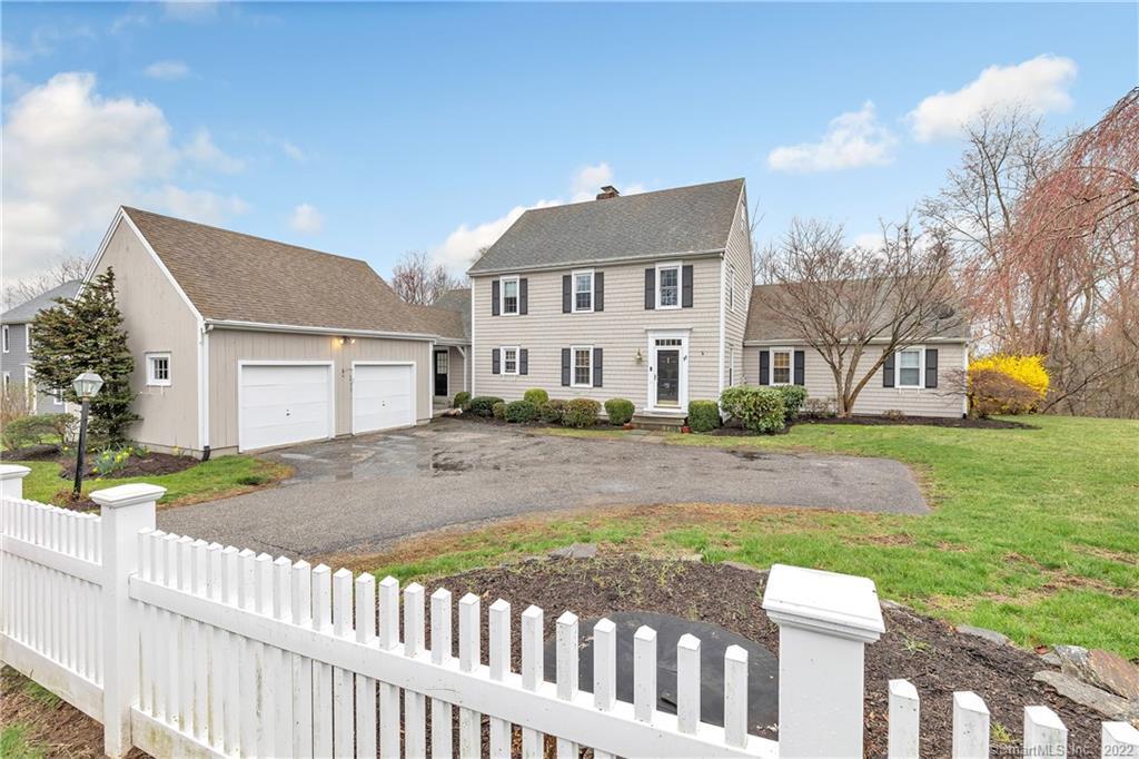 Great Oak Farms Colonial