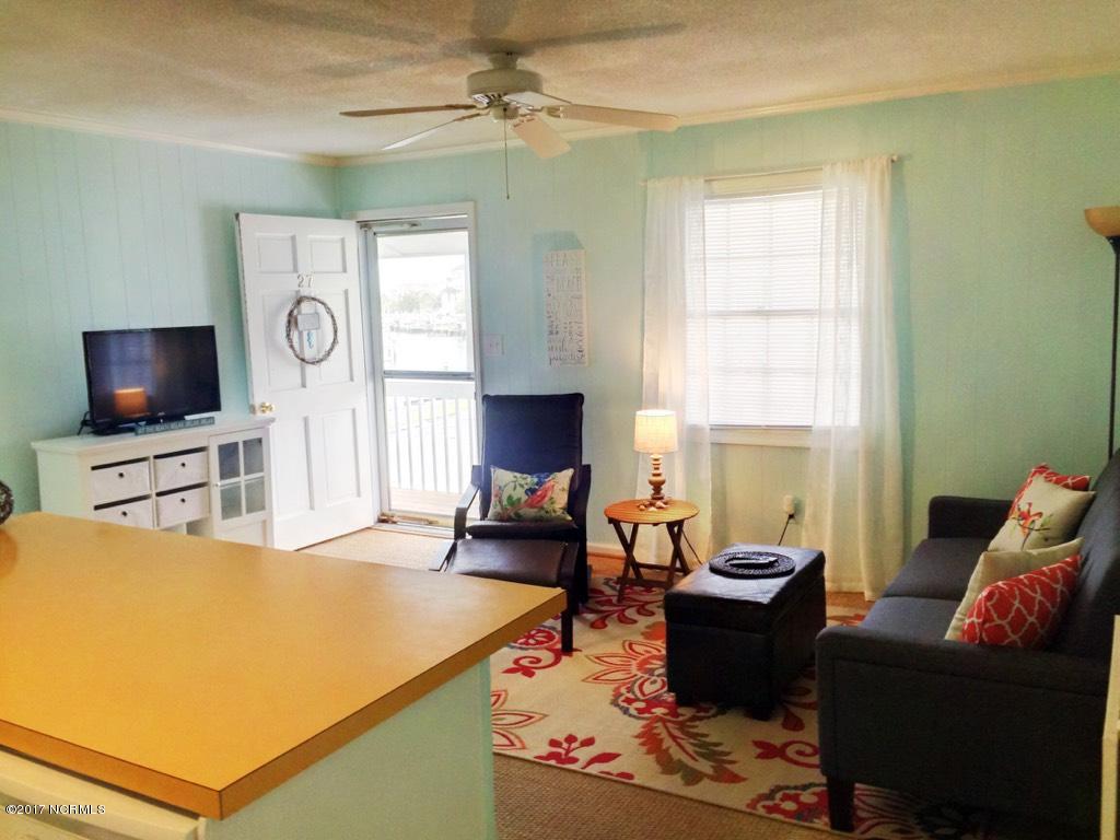 127 Old Causeway Road, Unit 27 Atlantic Beach, NC 28512 - Photo 20 of 27 Interior