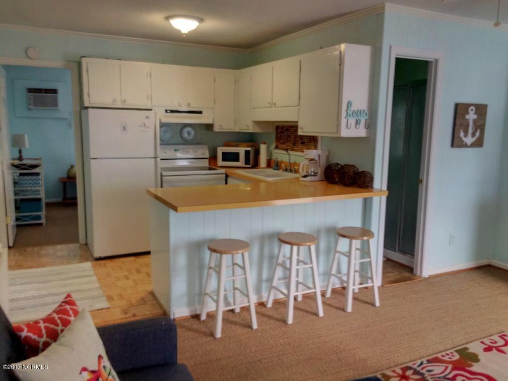 127 Old Causeway Road, Unit 27 Atlantic Beach, NC 28512 - Photo 8 of 27 Turn Key & ready for you!