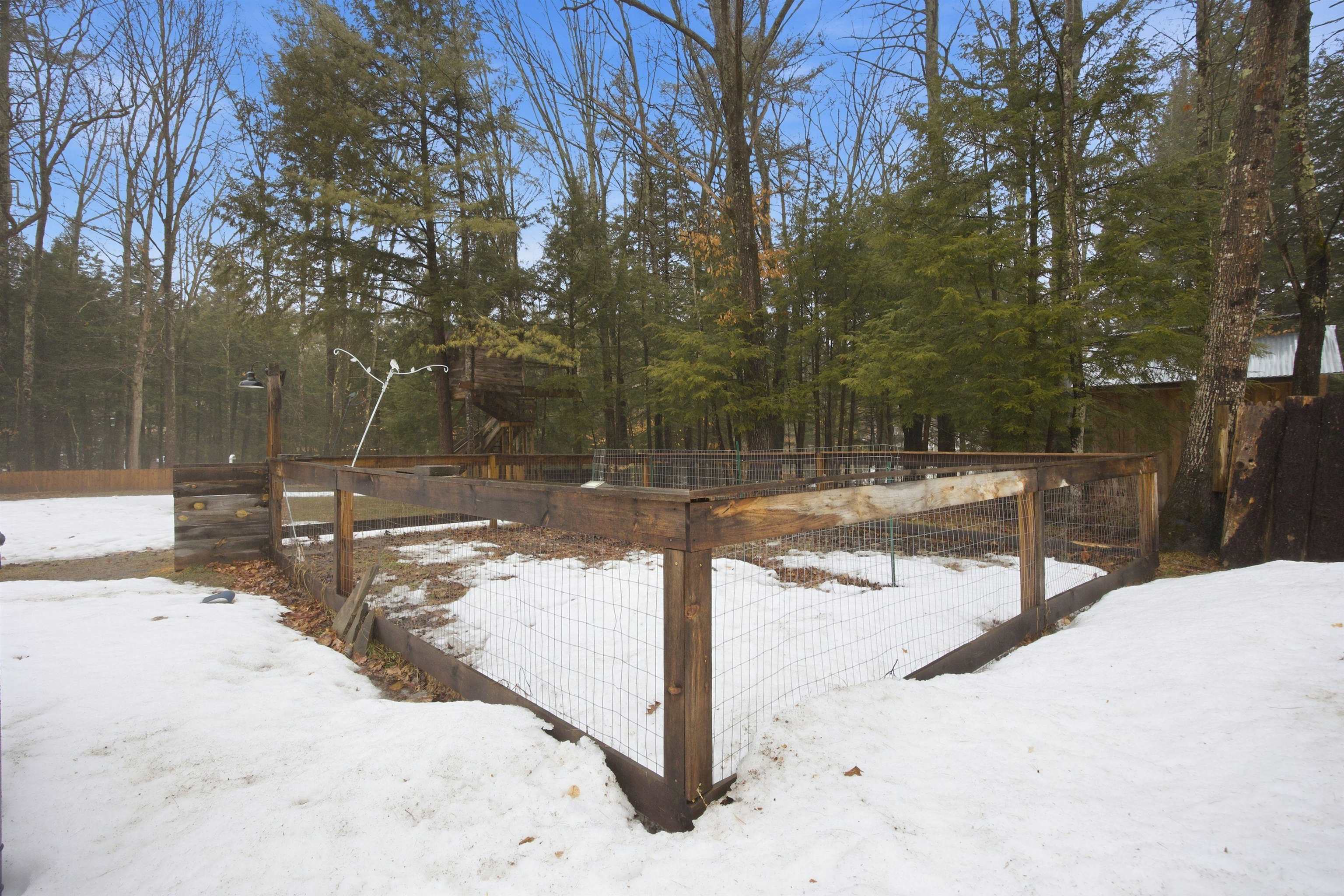 1136 Penacook Road Hopkinton, NH 03229 - Photo 13 of 48