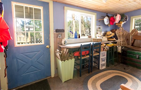 6 Kingsbury Road Norfolk, MA 02056 - Photo 13 of 28 Gallery Image 13