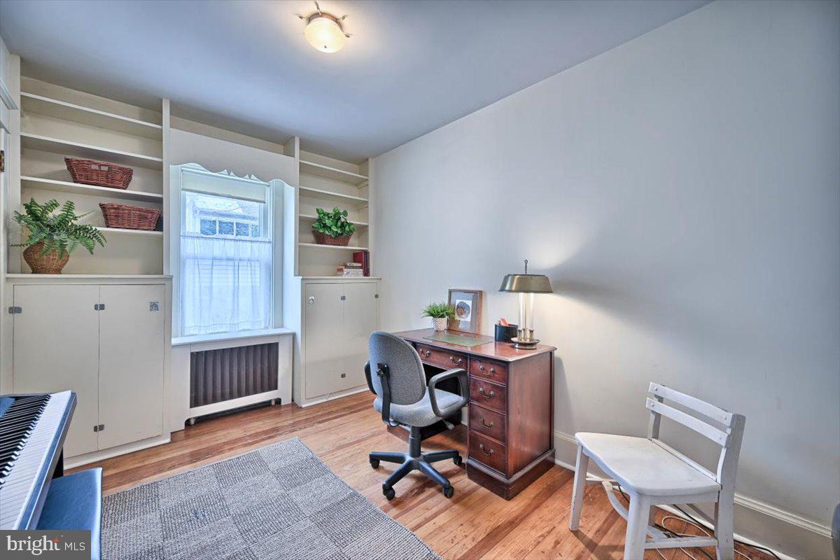 2257 Rudy Road Harrisburg, PA 17104 - Photo 17 of 52 Main level Office