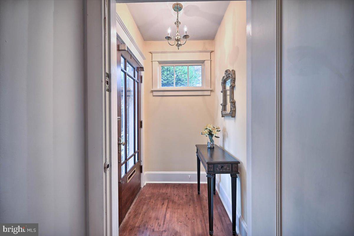 2257 Rudy Road Harrisburg, PA 17104 - Photo 5 of 52 Foyer