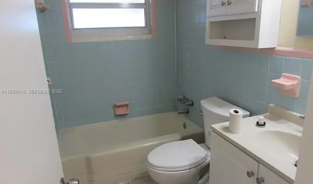 $1,700 | 3011 St Charles Street, Fort Myers, FL 33916