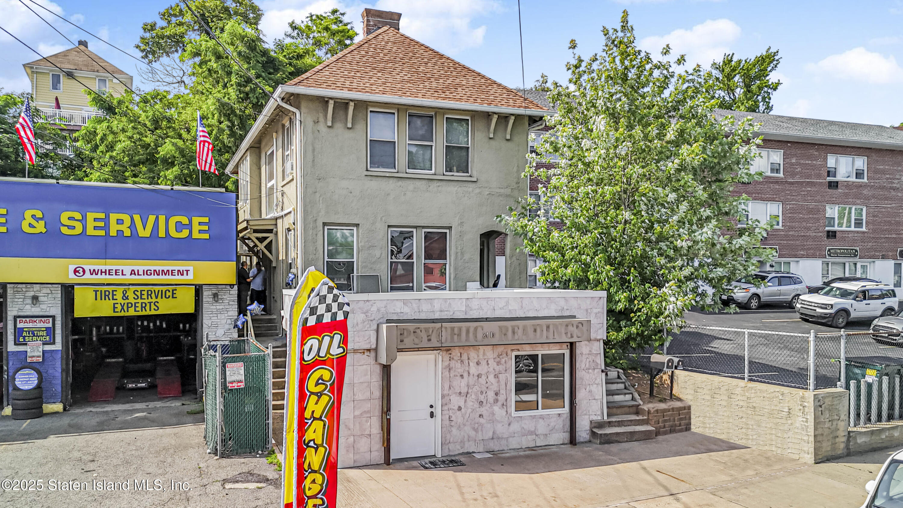 2419 Richmond Road Staten Island, NY 10306 - Photo 3 of 32 (3) SIDE