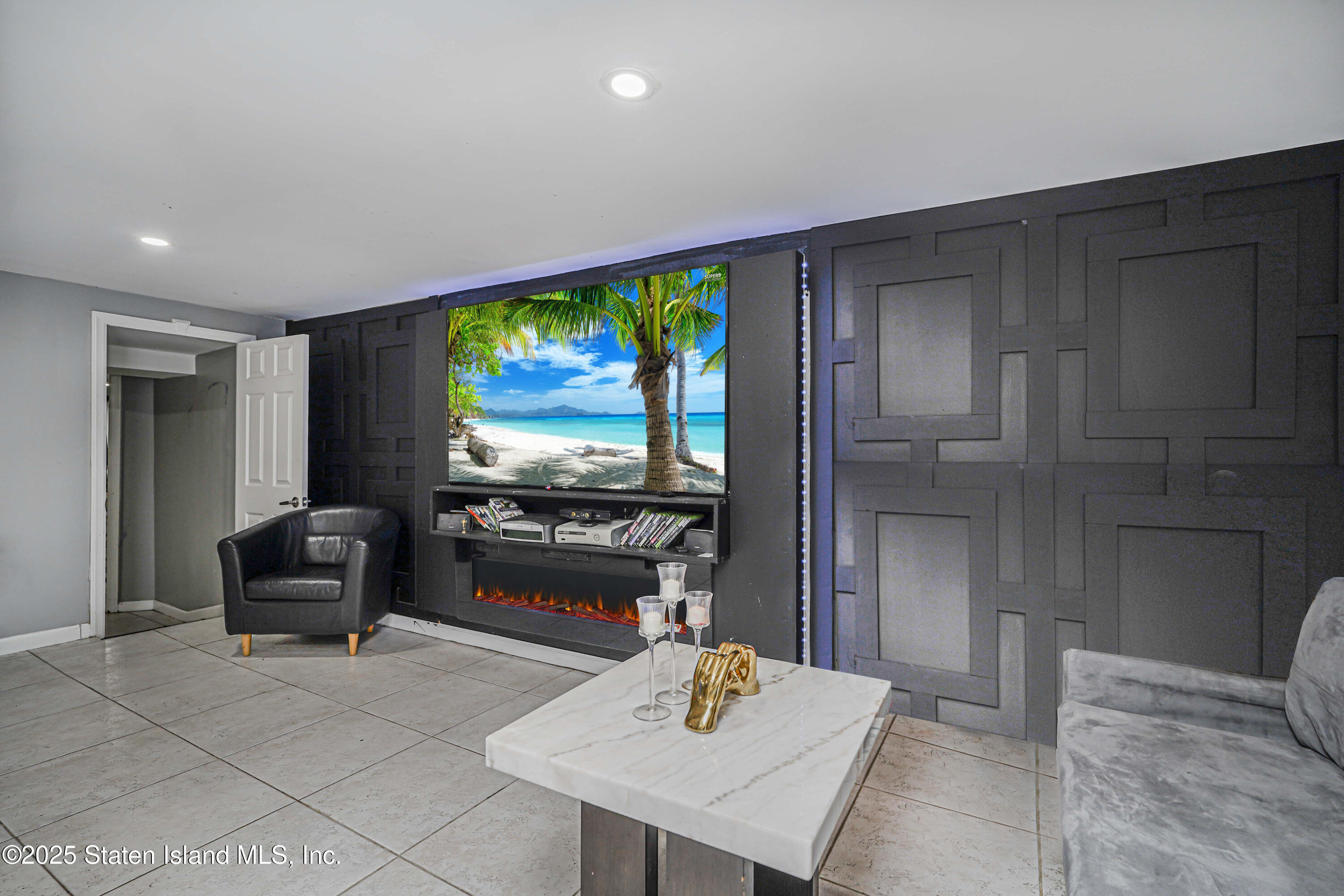 2419 Richmond Road Staten Island, NY 10306 - Photo 7 of 32 (7)