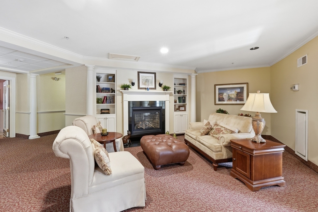 7 Crescent Way, Unit 302 Sturbridge, MA 01518 - Photo 21 of 24