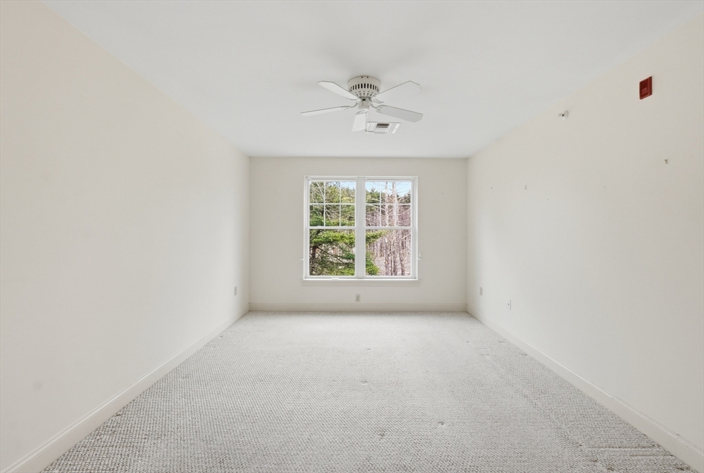 7 Crescent Way, Unit 302 Sturbridge, MA 01518 - Photo 7 of 24