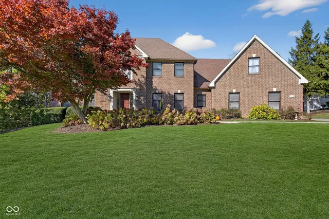 $724,900 | 8646 Sturgeon Bay Lane, Indianapolis, IN 46236