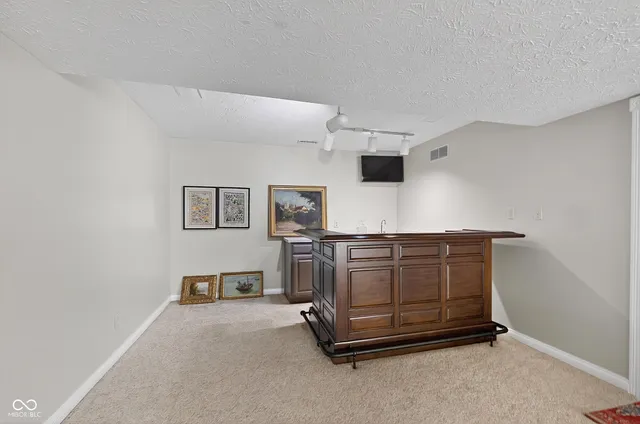 $724,900 | 8646 Sturgeon Bay Lane, Indianapolis, IN 46236