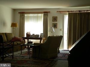 297 White Chapel Road Lancaster, PA 17603 - Photo 4 of 7 Gallery Image 4