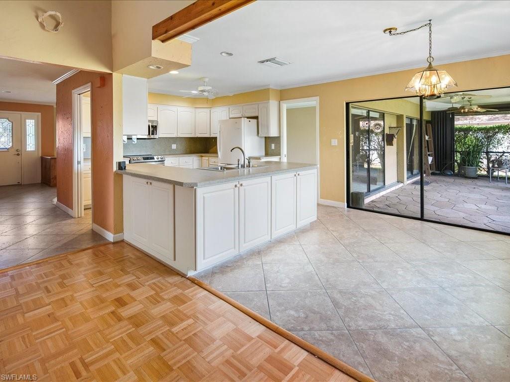 2334 Queens Way Naples, FL 34112 - Photo 8 of 25 Gallery Image 8