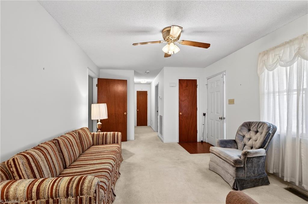 482 Bethany Road Reidsville, NC 27320 - Photo 35 of 49 living room