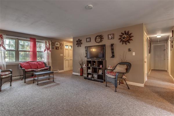 31 Rockwood Road Norfolk, MA 02056 - Photo 10 of 28 Gallery Image 10