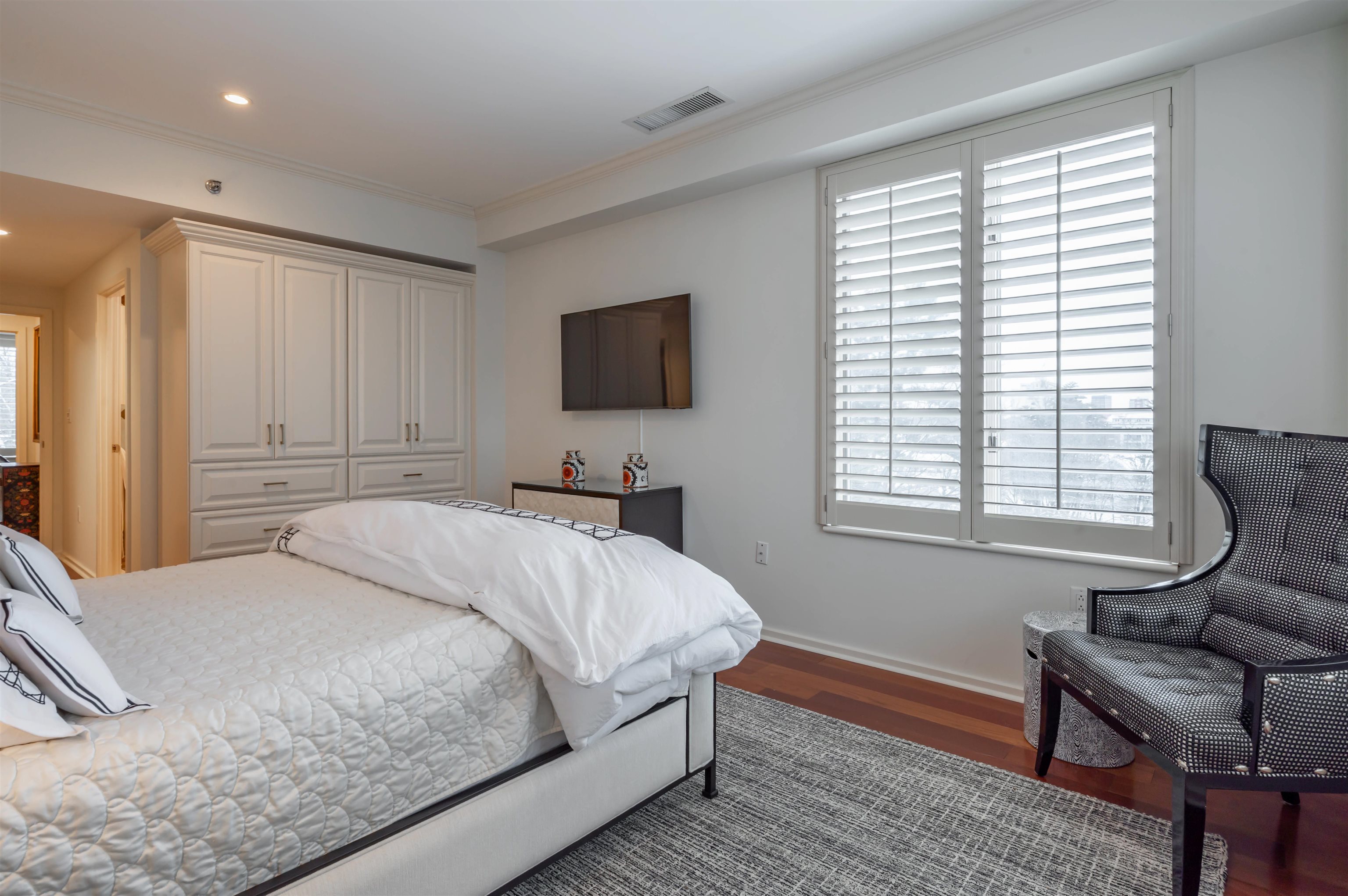 300 River Road, Unit 501 Manchester, NH 03104 - Photo 41 of 58