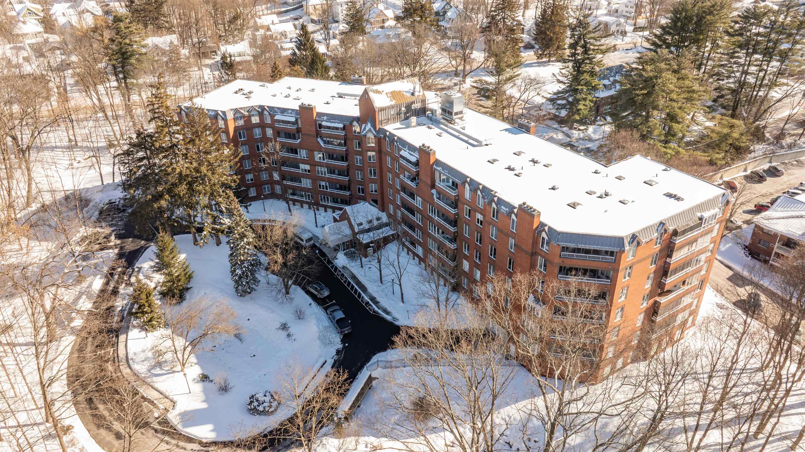 300 River Road, Unit 501 Manchester, NH 03104 - Photo 56 of 58