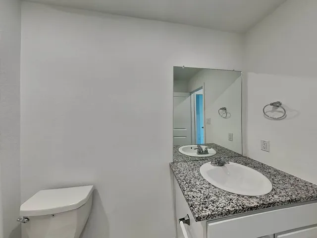 $1,660 | 5933 Antonio Place, Seguin, TX 78155