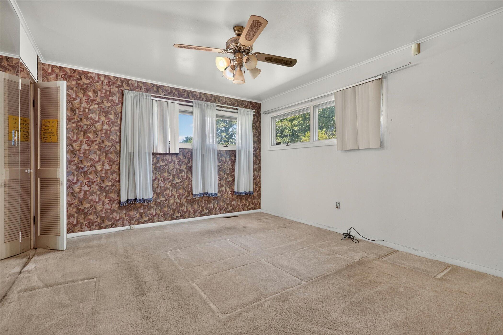 1051 Sylvan Road Benton Harbor, MI 49022 - Photo 17 of 48 23-1051-Sylvan-Rd-Benton-Harbor-MI-49022