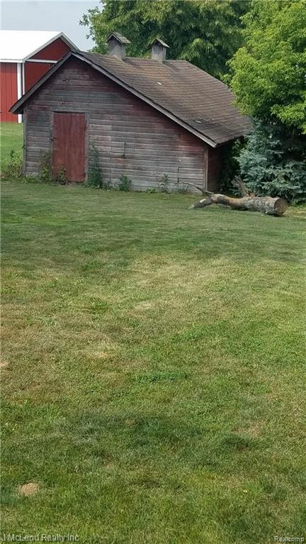 6154 Hess Road Saginaw, MI 48601 - Photo 3 of 10