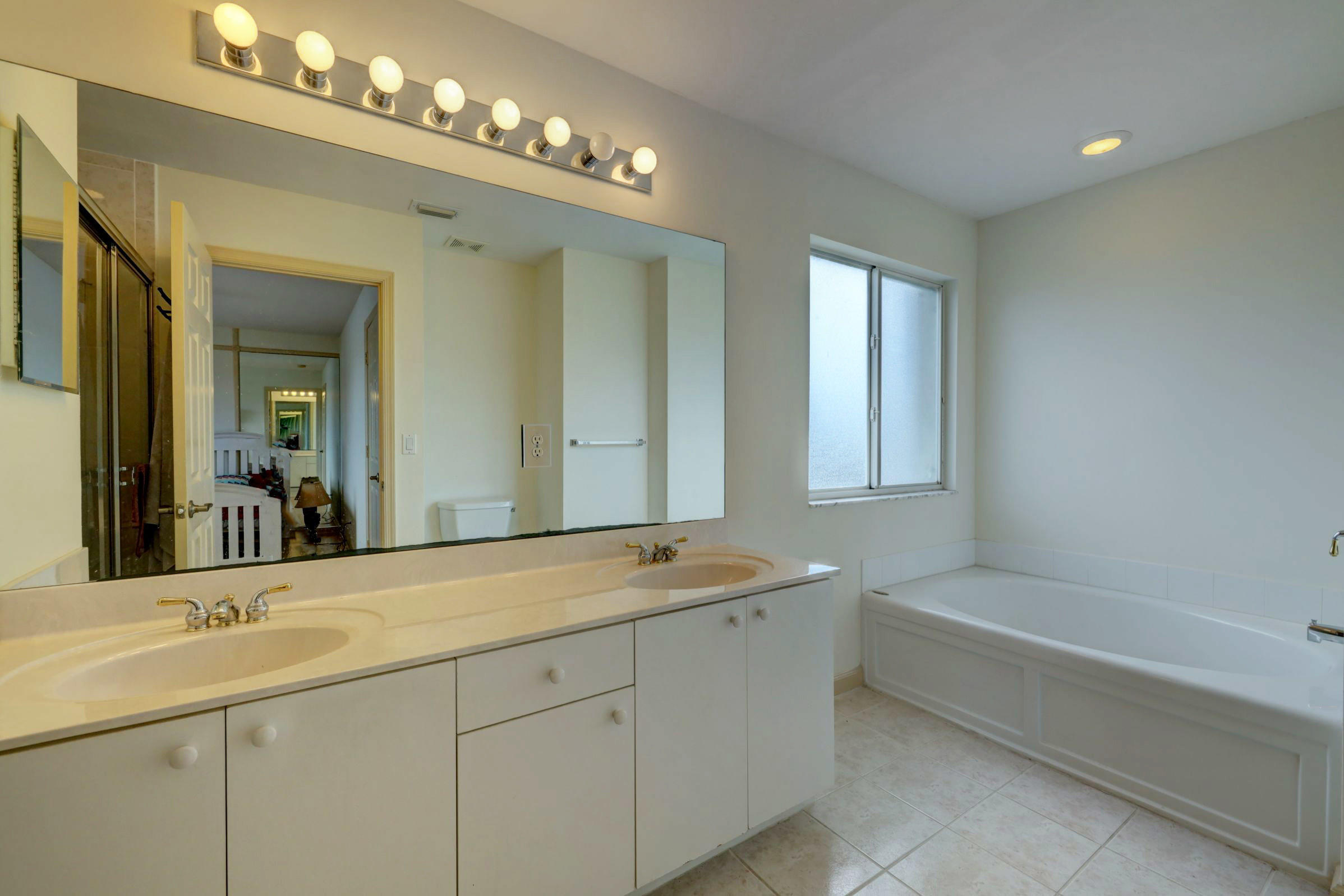 2581 Southeast Springtree Place Stuart, FL 34997 - Photo 14 of 39 14_3j0a6823_4_5_6_7