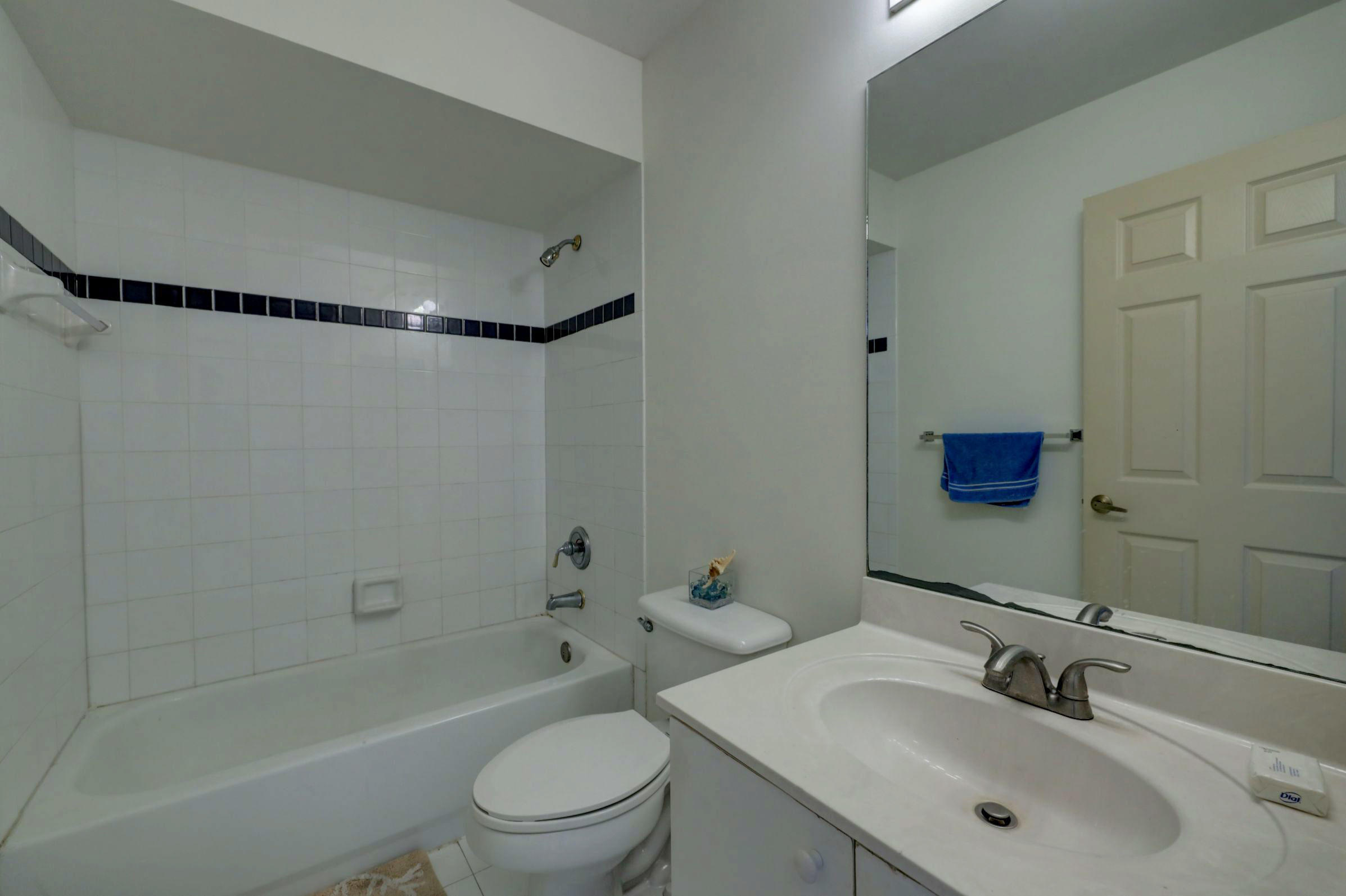 2581 Southeast Springtree Place Stuart, FL 34997 - Photo 17 of 39 17_3j0a6858_59_60_61_62