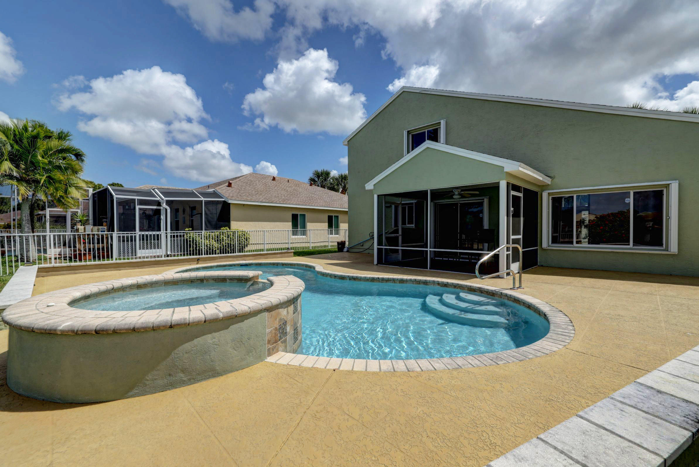 2581 Southeast Springtree Place Stuart, FL 34997 - Photo 28 of 39 29_3j0a6923_4_5_6_7