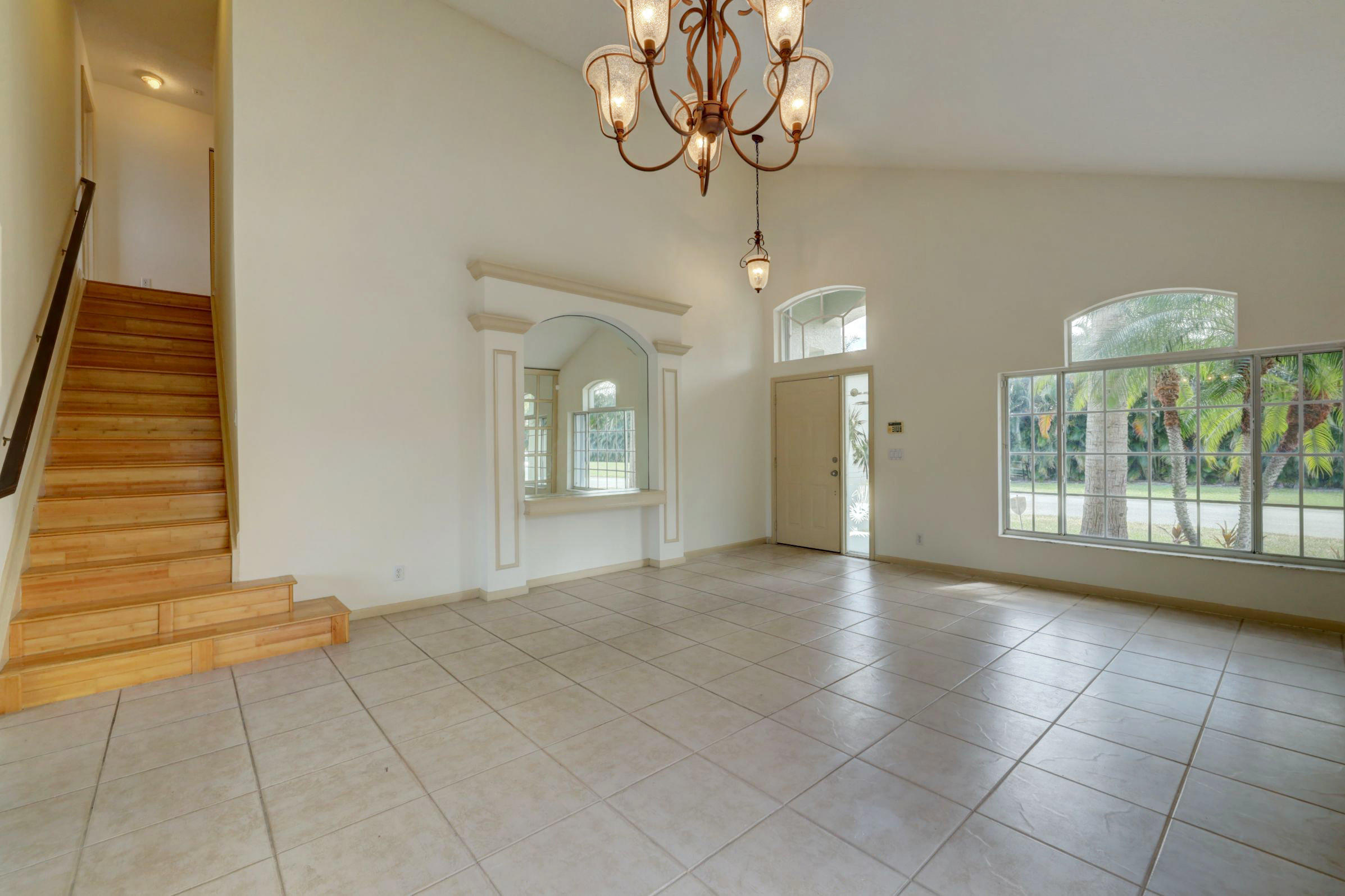 2581 Southeast Springtree Place Stuart, FL 34997 - Photo 4 of 39 04_3j0a6753_4_5_6_7