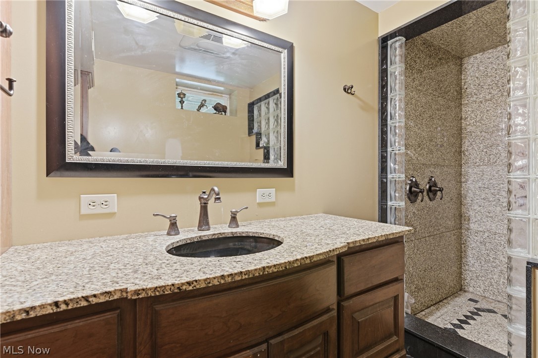 5738 Dewey Road Madison, OH 44057 - Photo 35 of 46