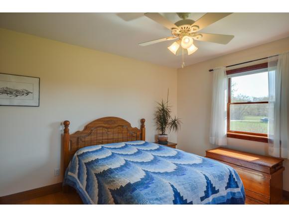 15 Reynolds Road Grand Isle, VT 05458 - Photo 19 of 36 Gallery Image 19