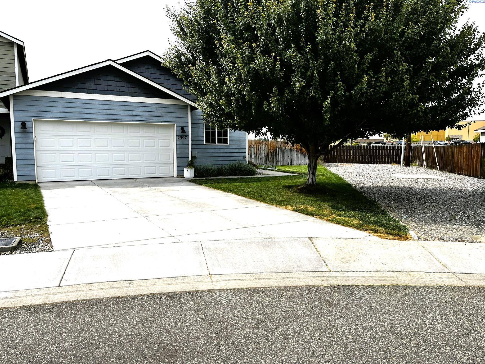 2597 Jason Loop Richland, WA 99352 - Photo 1 of 17 Gallery Image 1
