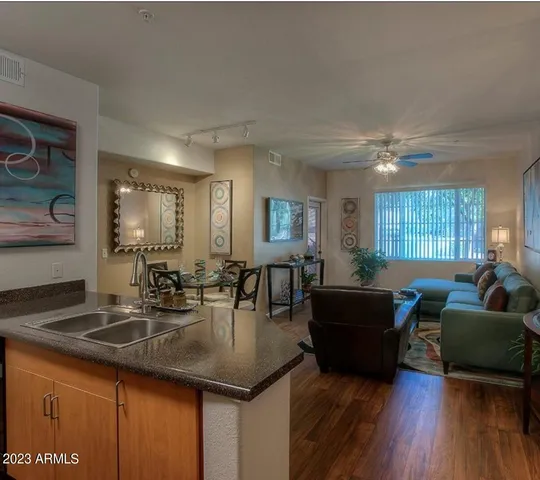 $1,449 | 110 West Bell Road, Unit 12, Phoenix, AZ 85023