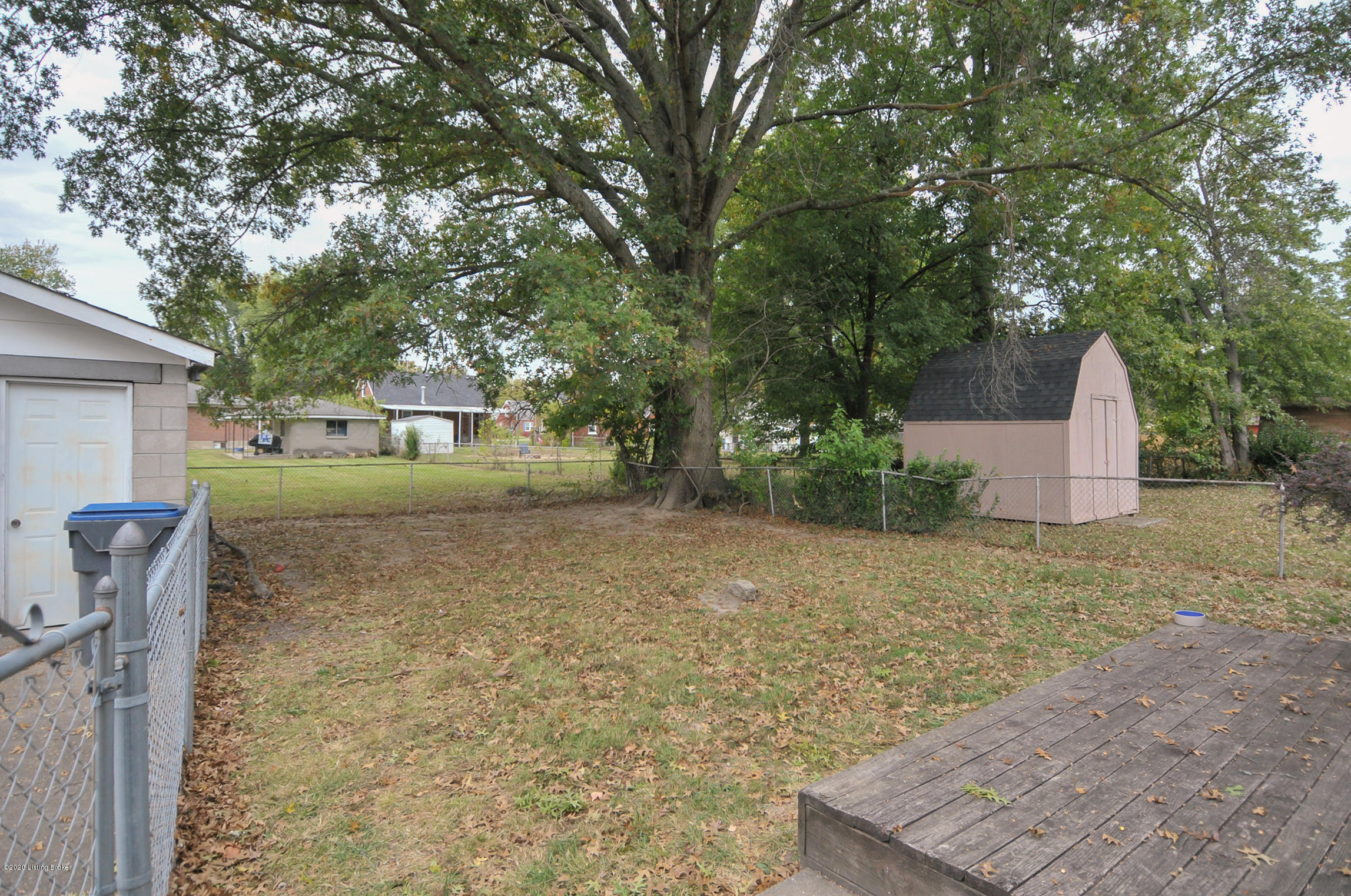 8212 Kerry Road Louisville, KY 40258 - Photo 27 of 30 27-8212KerryRd