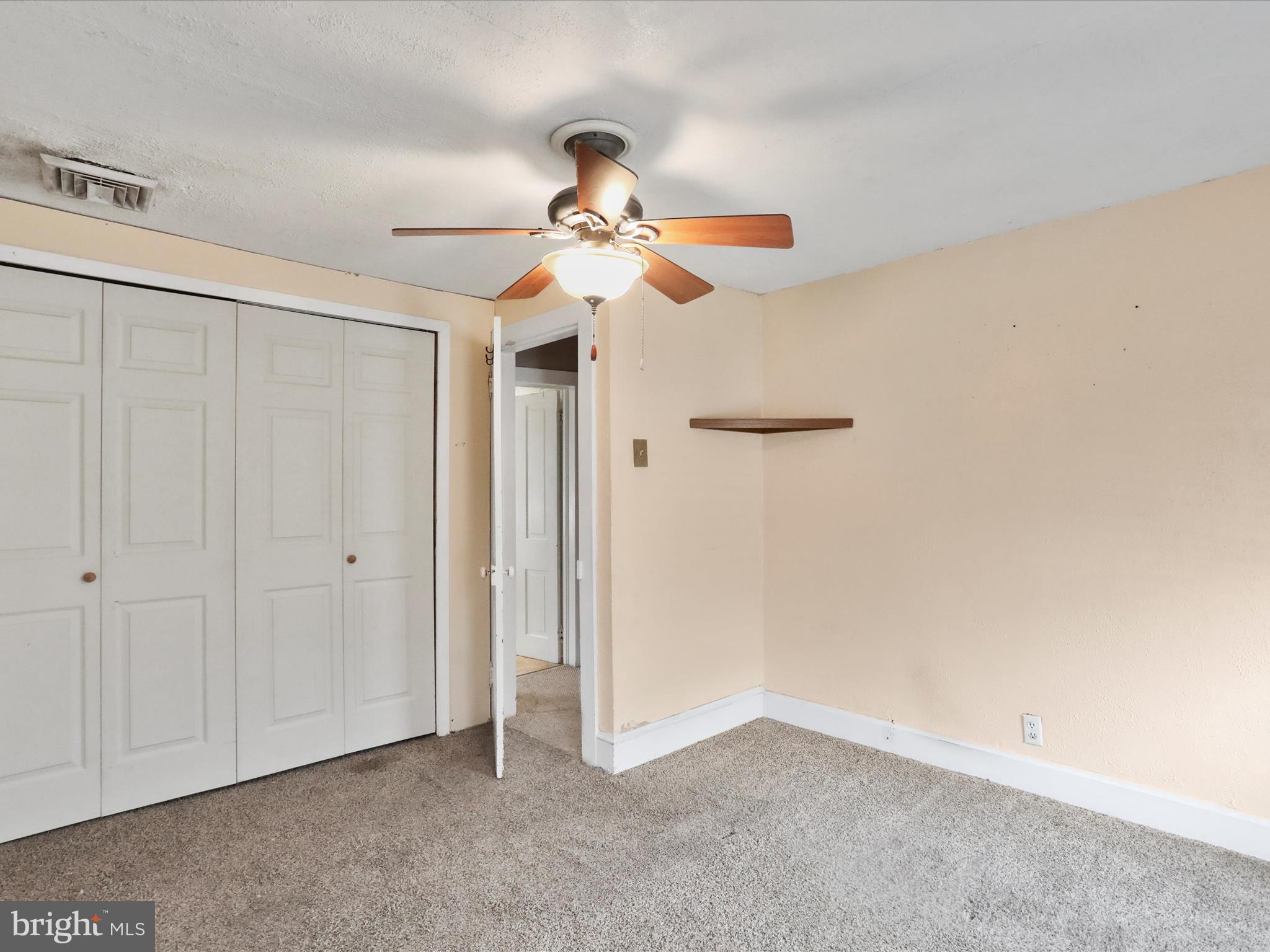 118 Ridge Avenue Waynesboro, PA 17268 - Photo 17 of 36 Primary Bedroom
