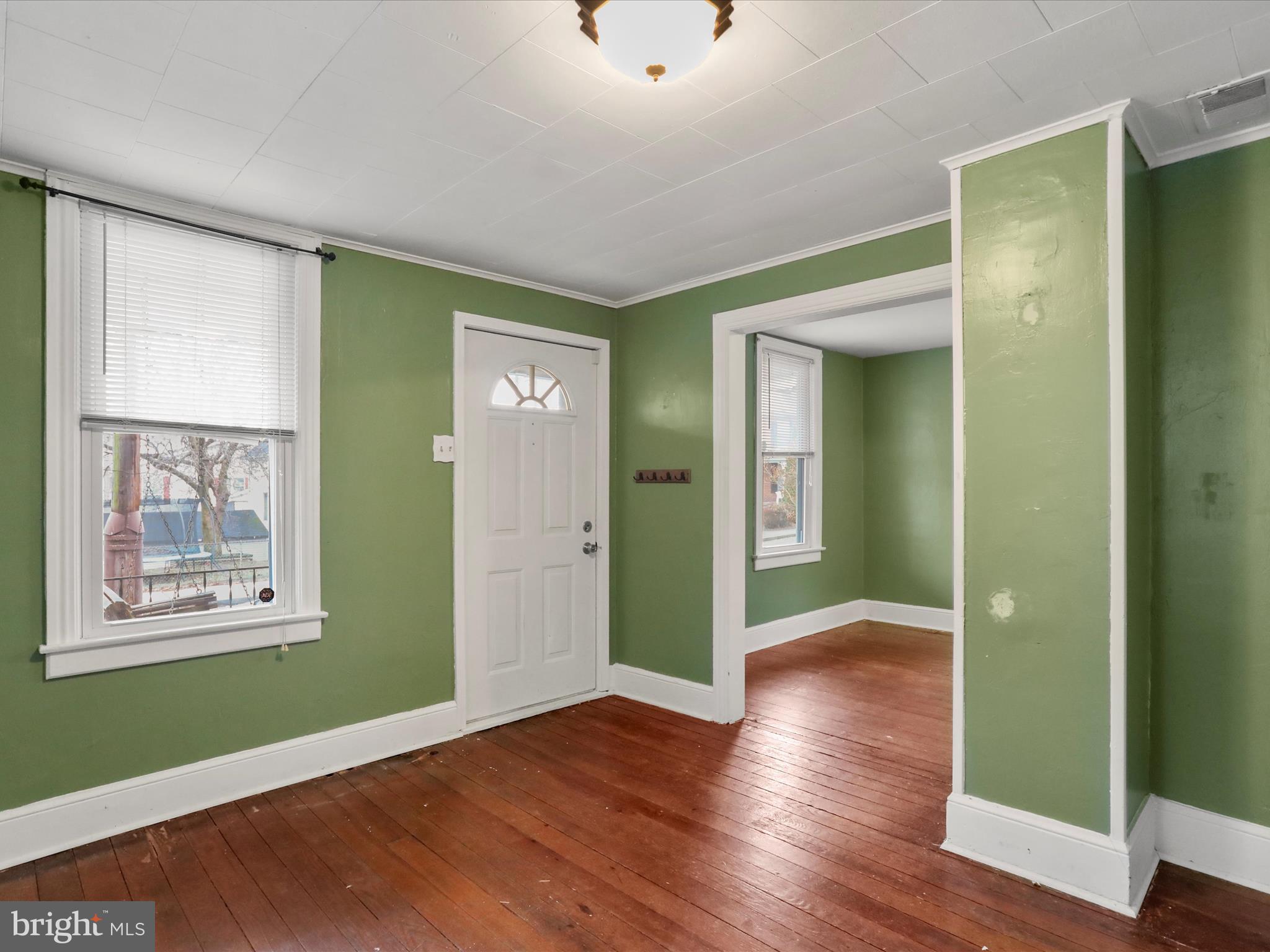 Main entrance into Foyer