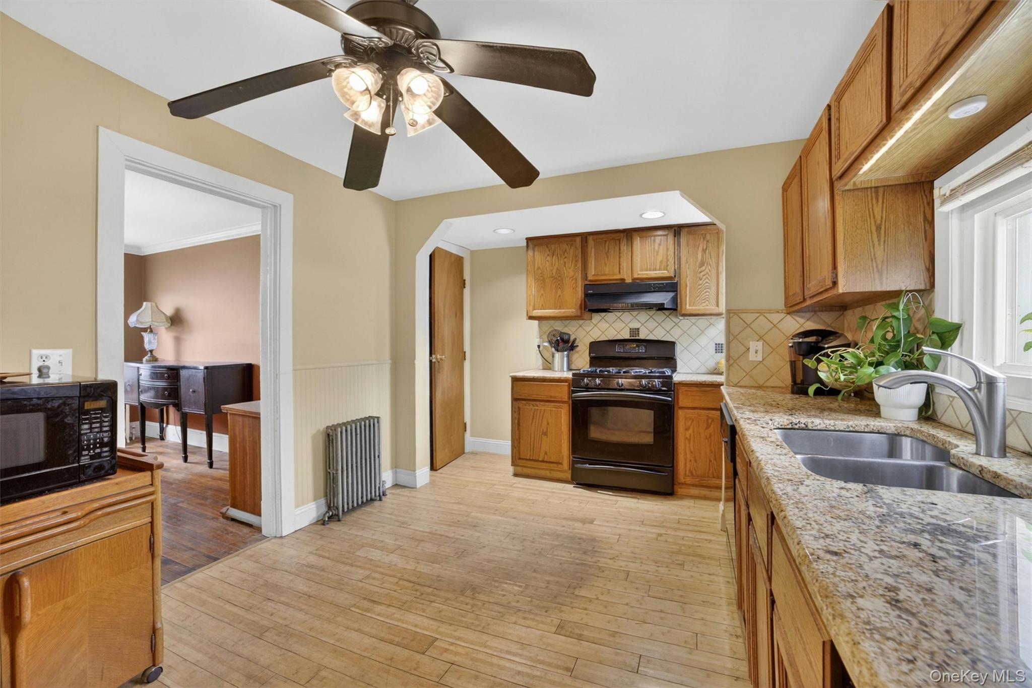658 Ridge Street Peekskill, NY 10566 - Photo 18 of 44