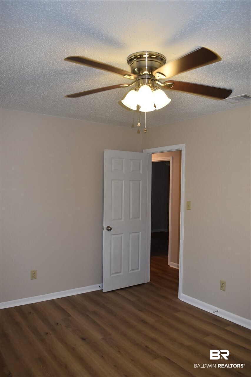 7633 Helton Drive Foley, AL 36535 - Photo 16 of 38