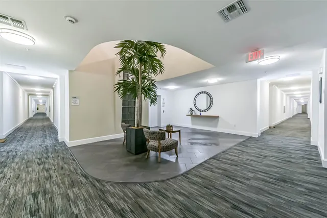 $235,000 | 300 St Joseph Parkway, Unit 103, Houston, TX 77002