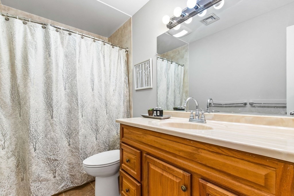 91 Governor Winthrop Road, Unit 91 Somerville, MA 02145 - Photo 12 of 22 Gallery Image 12